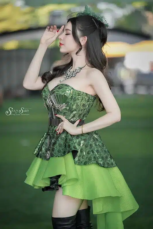 moni maxim ชุดว่ายน้ำ